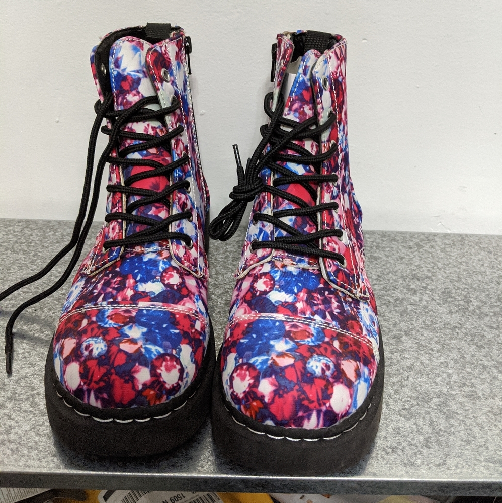 TUK Crystal Gems Boots - US women's 9